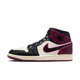 WMNS Nike Air Jordan 1 MID SE