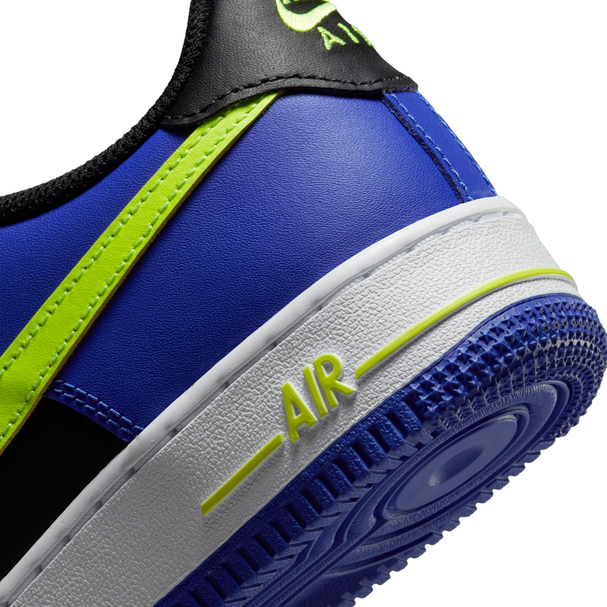 Nike Air Force 1 Velcro Swoosh