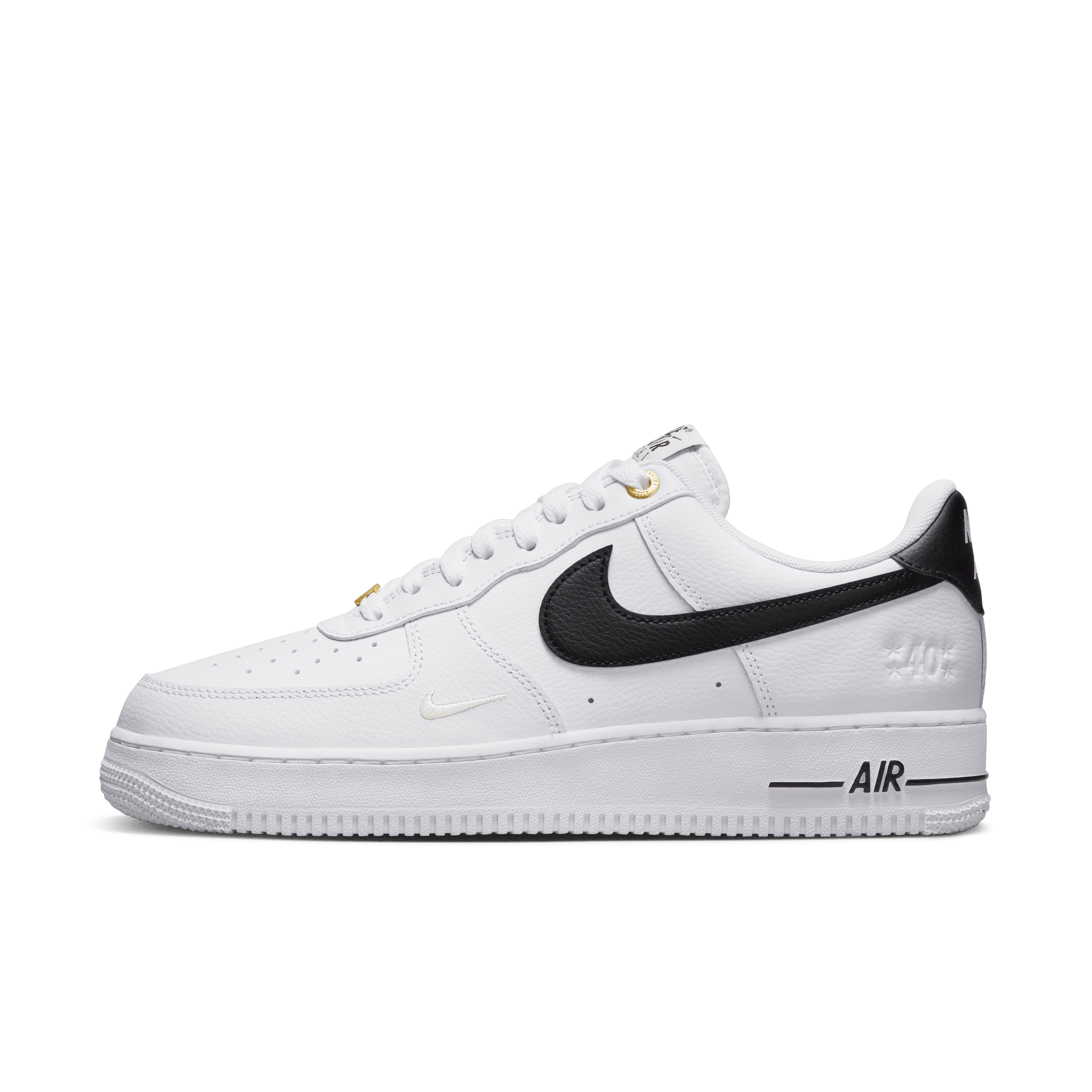 Feel the FORCE. Two new colorways of the Nike Air Force 1 '07 LV8 Utility  (EU 40 - 47,5, 110€) and both Ni…