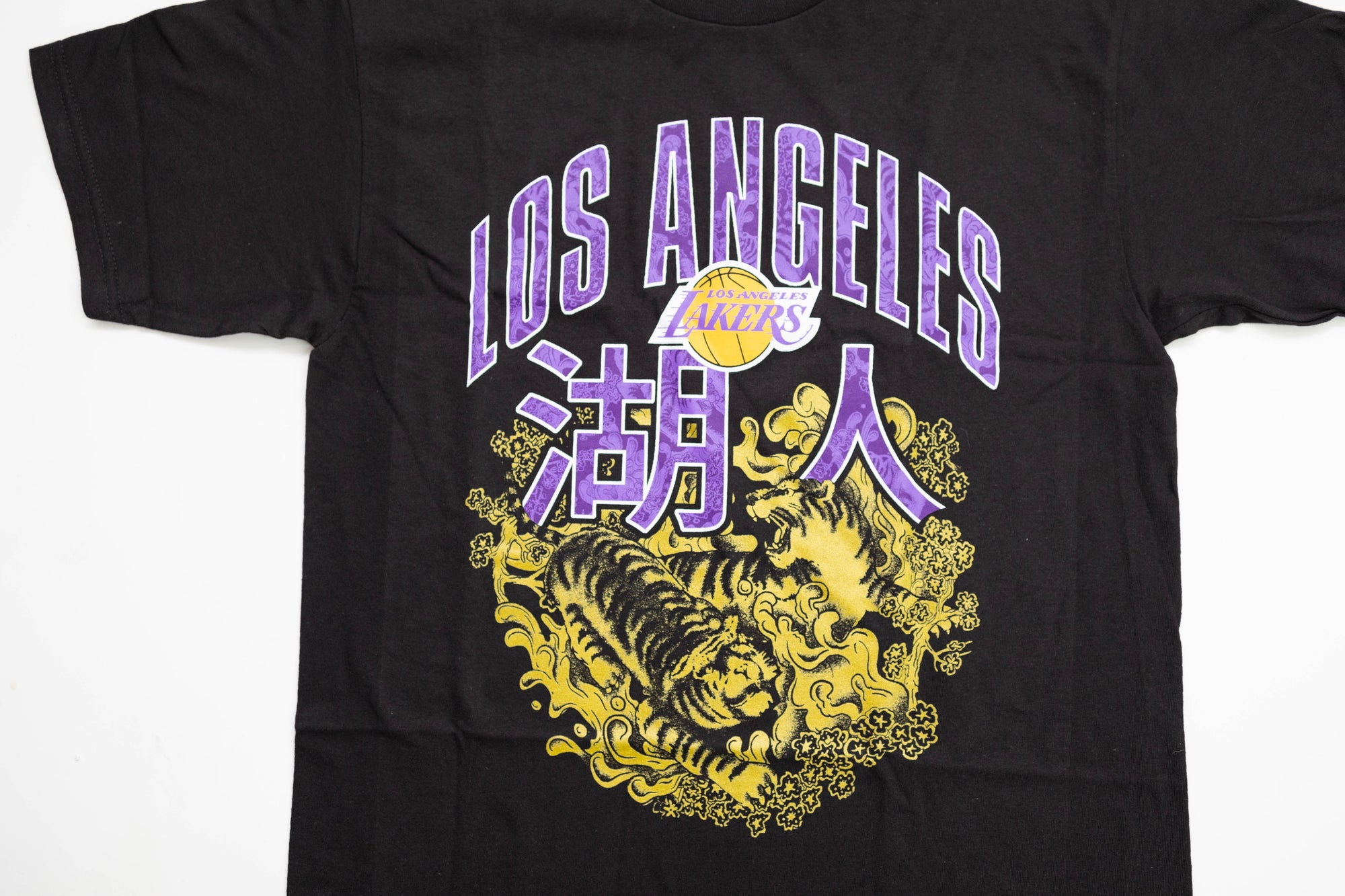 LA Lakers Basketball Graphic Black T-Shirt